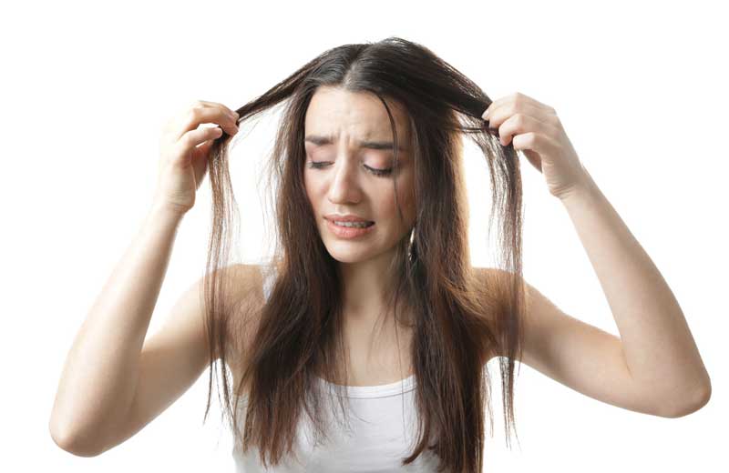ریزش مو تا چه حدی طبیعی است؟